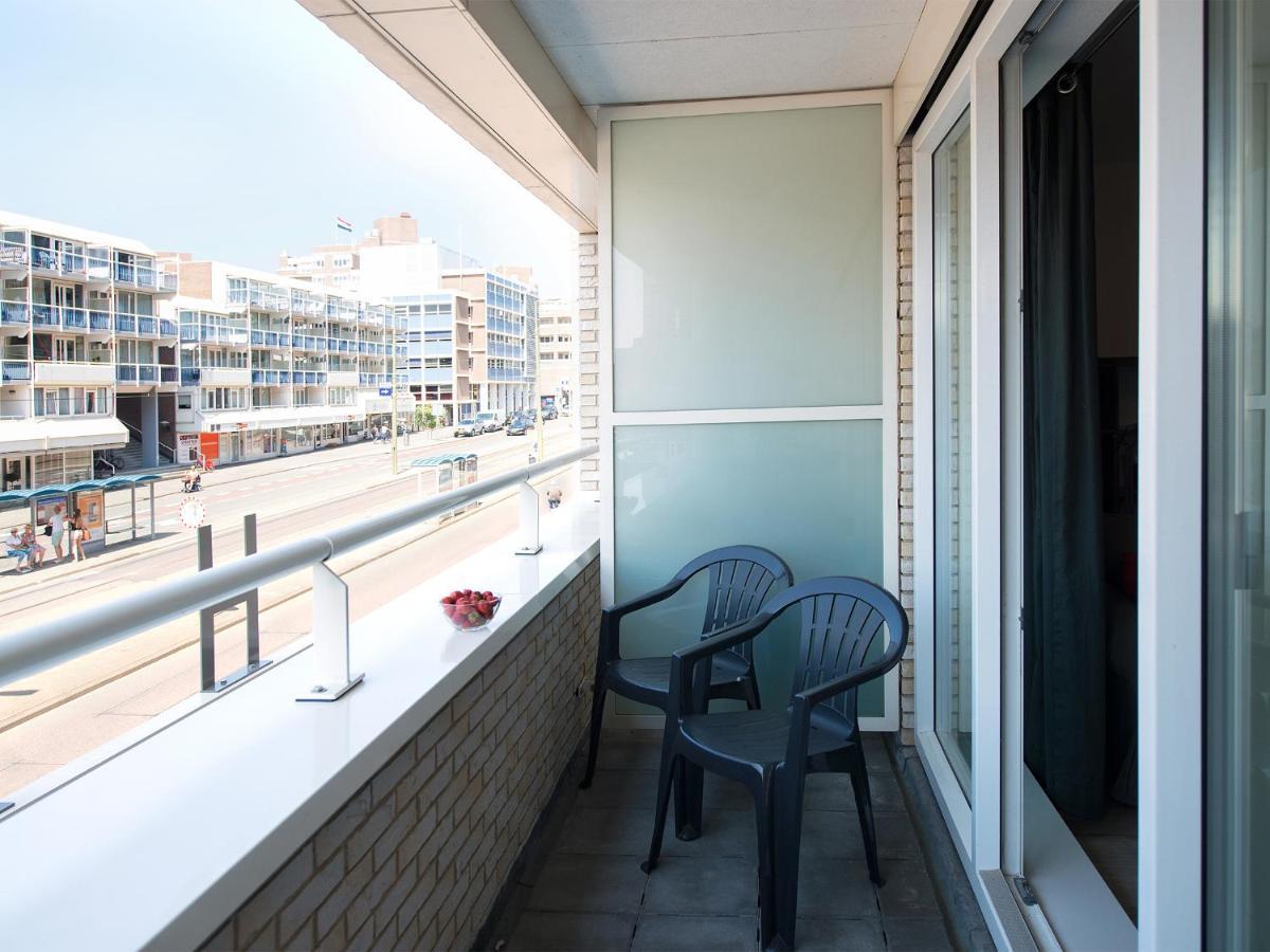 Helena At Sea * Den Haag